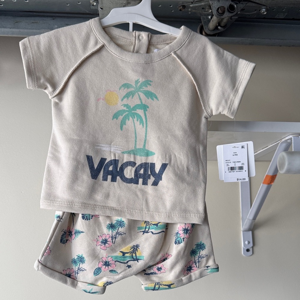 NWT girls 6/9 months Beige 'Vacay' Palm Tree Baby Outfit